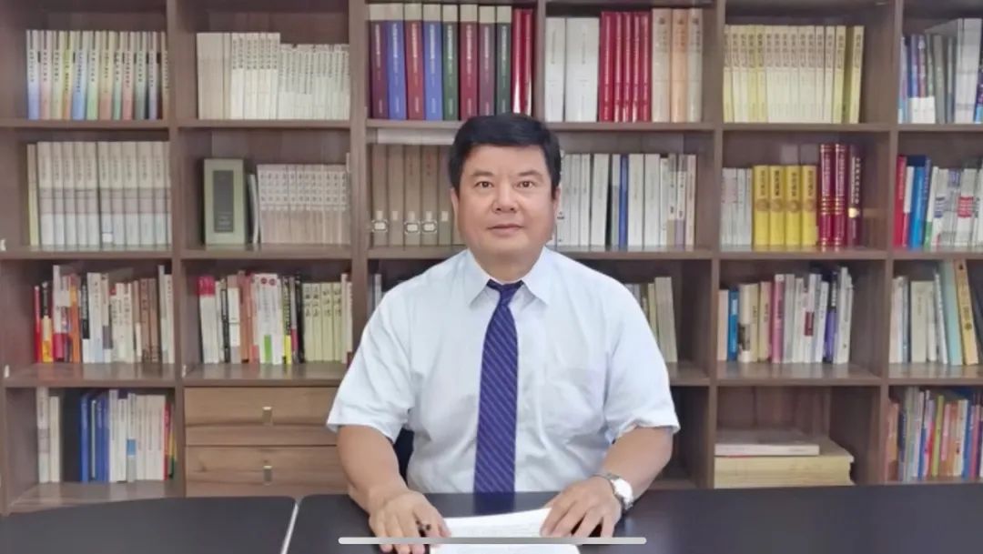 3.中華職業(yè)教育社黨組書記、總干事方乃純.jpg